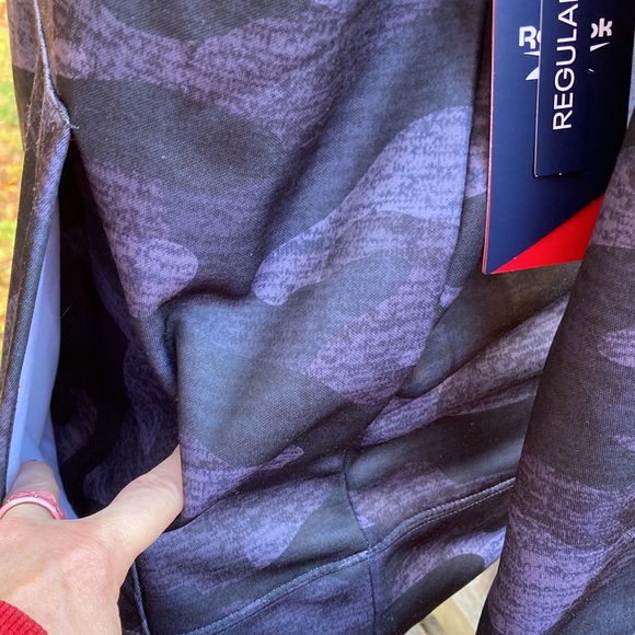 Reebok black and gray basic training camo hoodies NWT size L - Picture 6 of 6